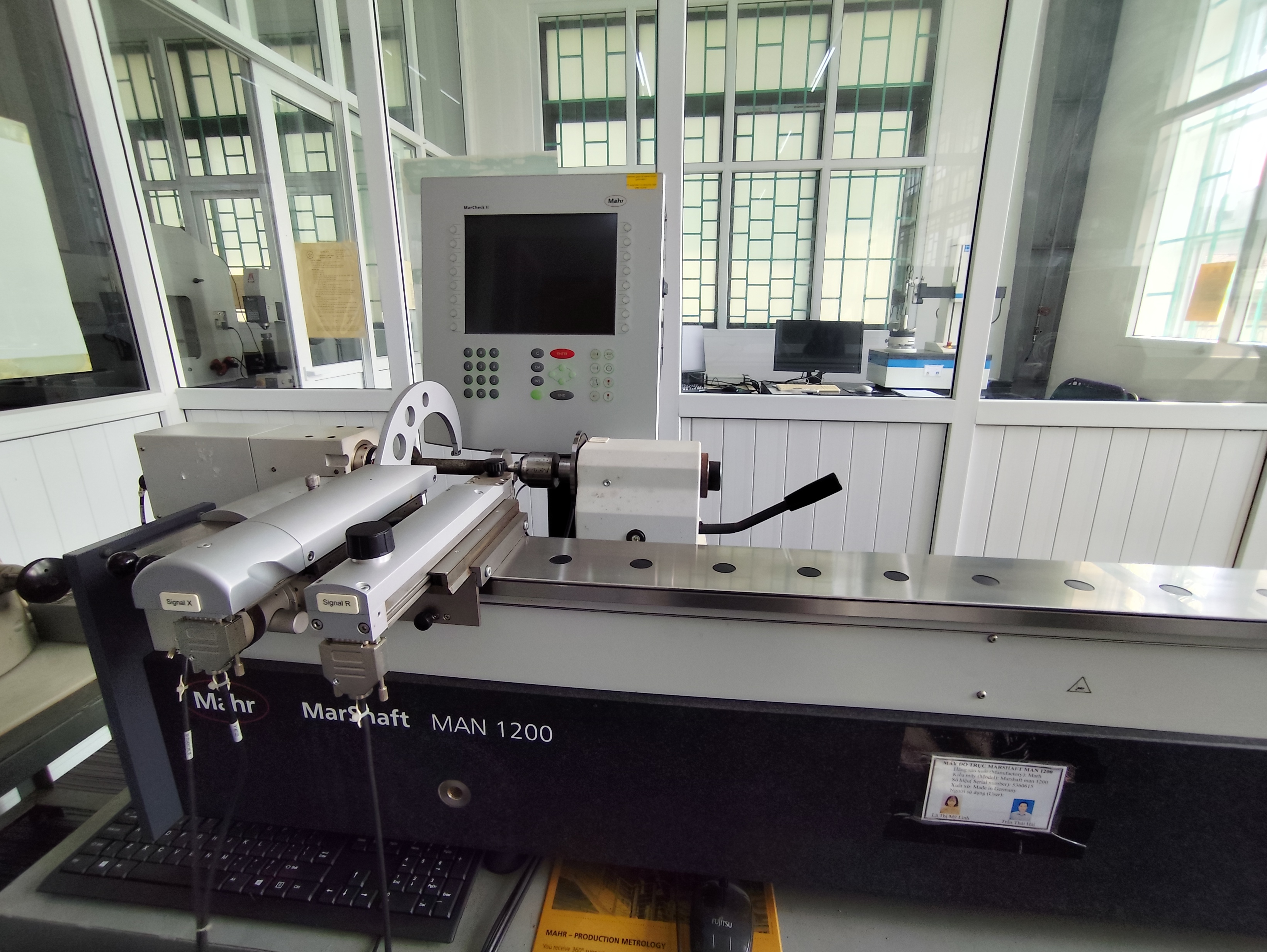 Shaft measurement machine 2.jpg